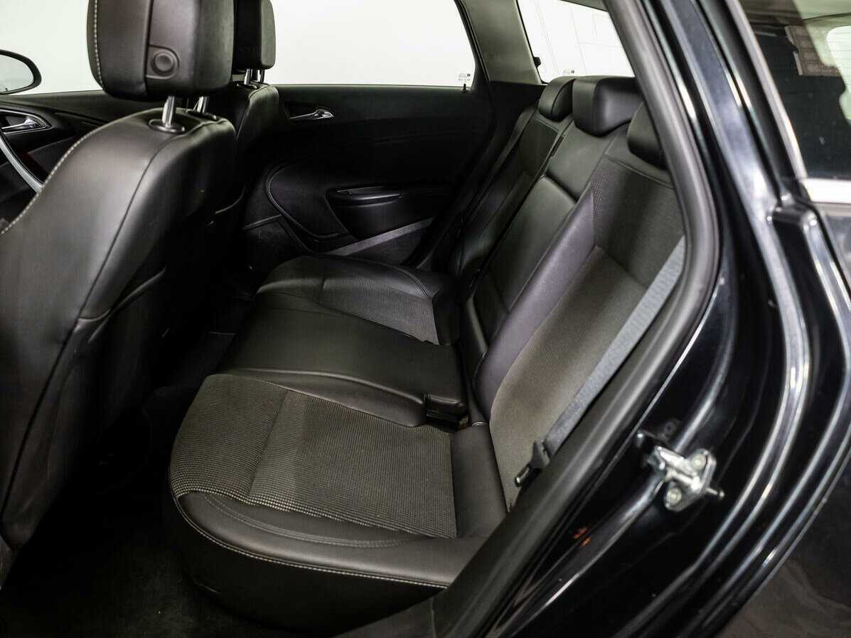 Opel Astra, 2012 Фото №8