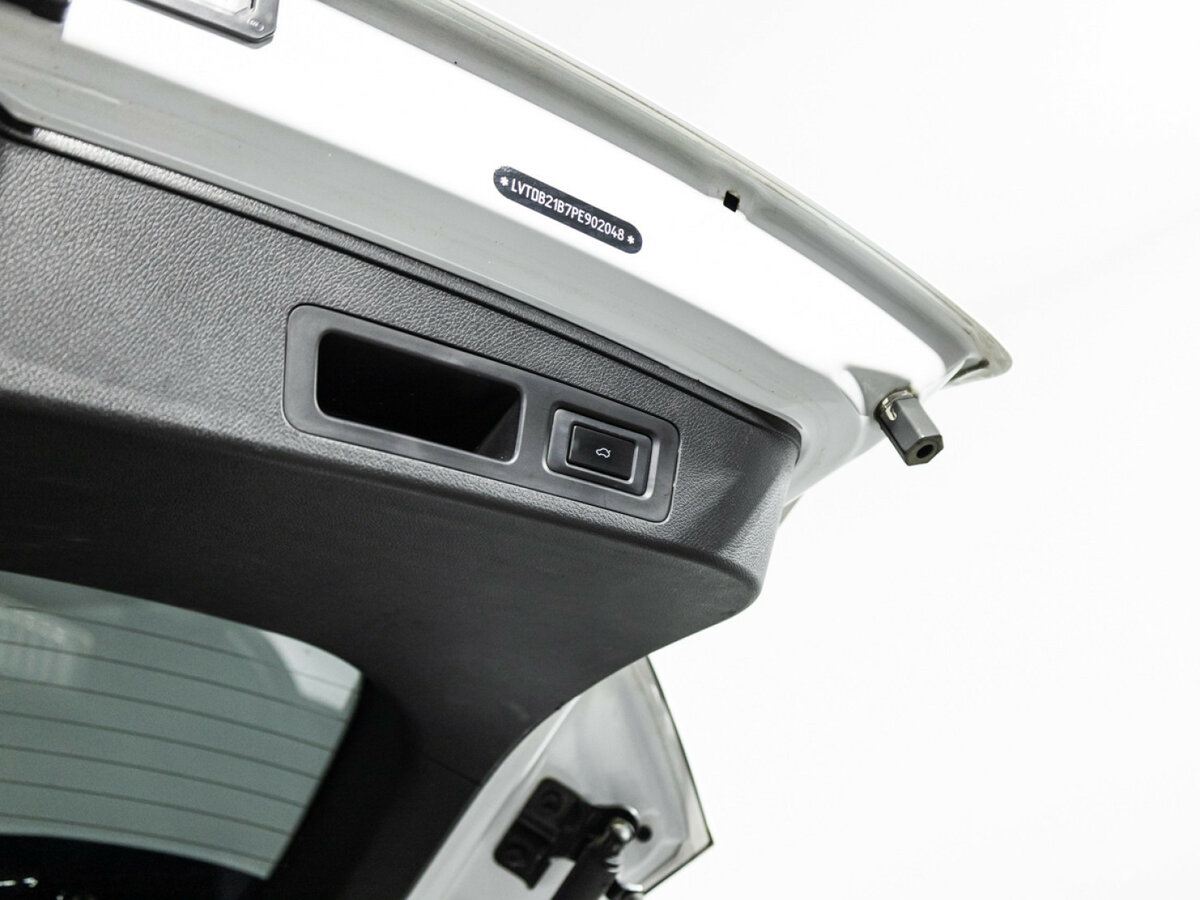 Exeed LX I Рестайлинг, 2022 Фото №19