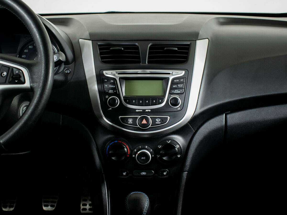 Hyundai Solaris, 2012 Фото №9