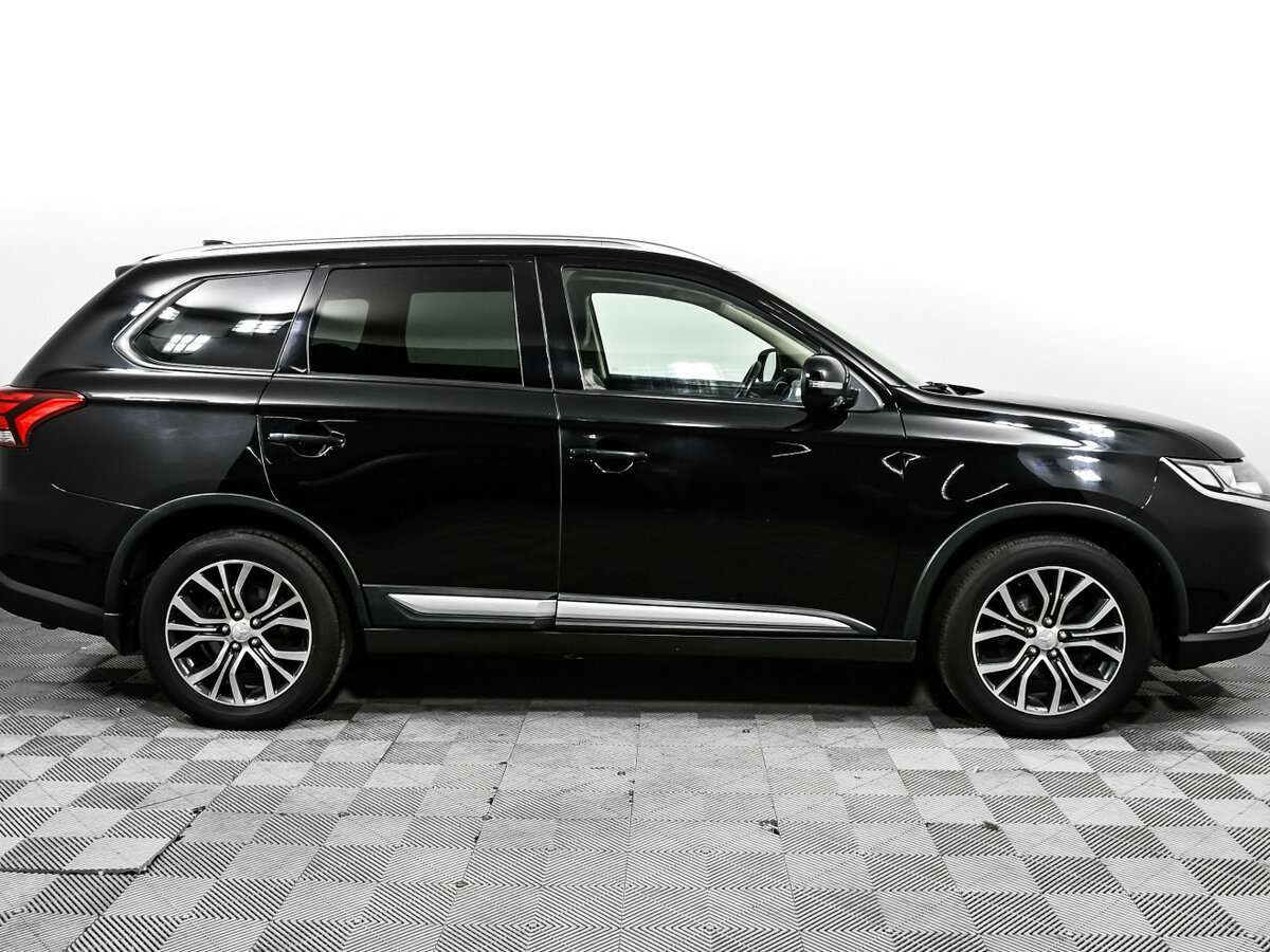 Mitsubishi Outlander, 2018 Фото №4