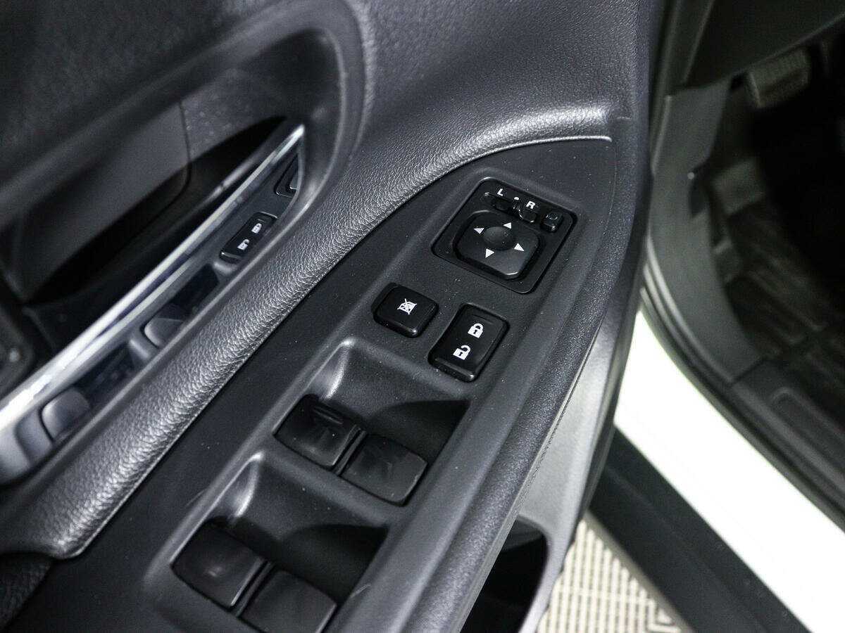 Mitsubishi Outlander, 2012 Фото №14