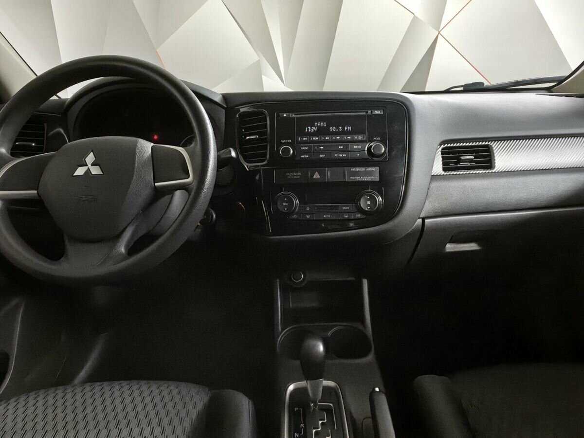 Mitsubishi Outlander, 2012 Фото №11
