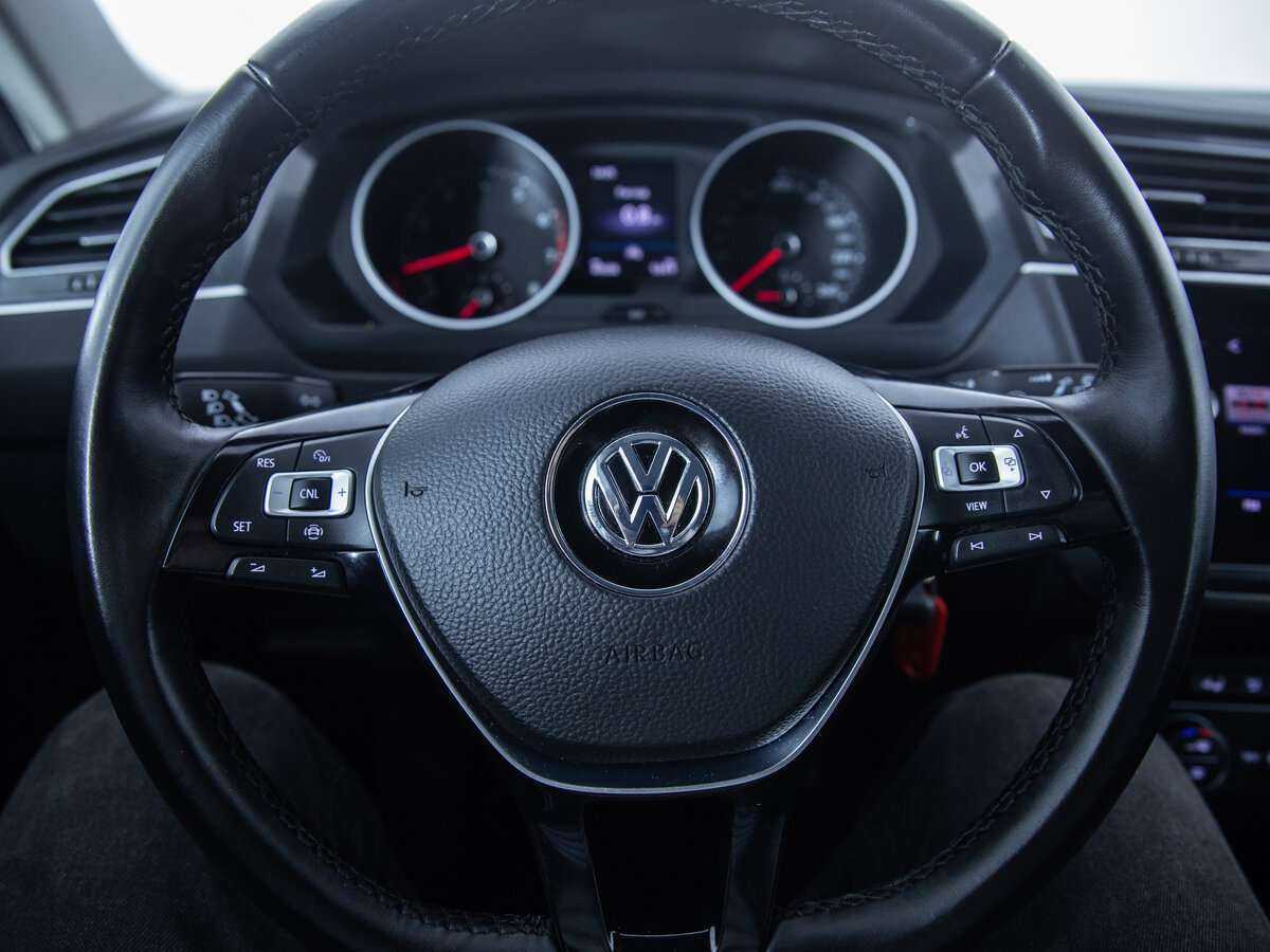 Volkswagen Tiguan, 2020 Фото №10