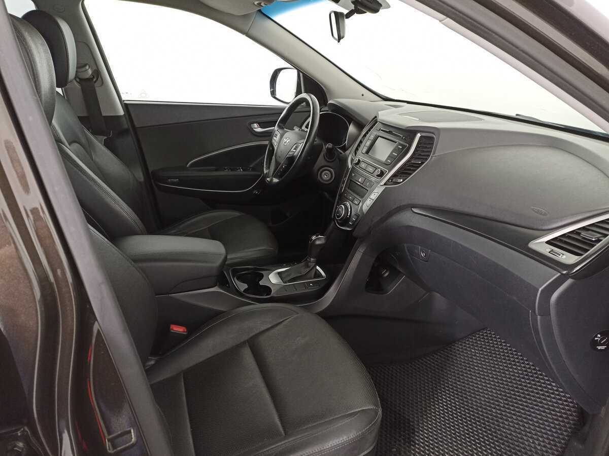 Hyundai Santa Fe, 2017 Фото №9