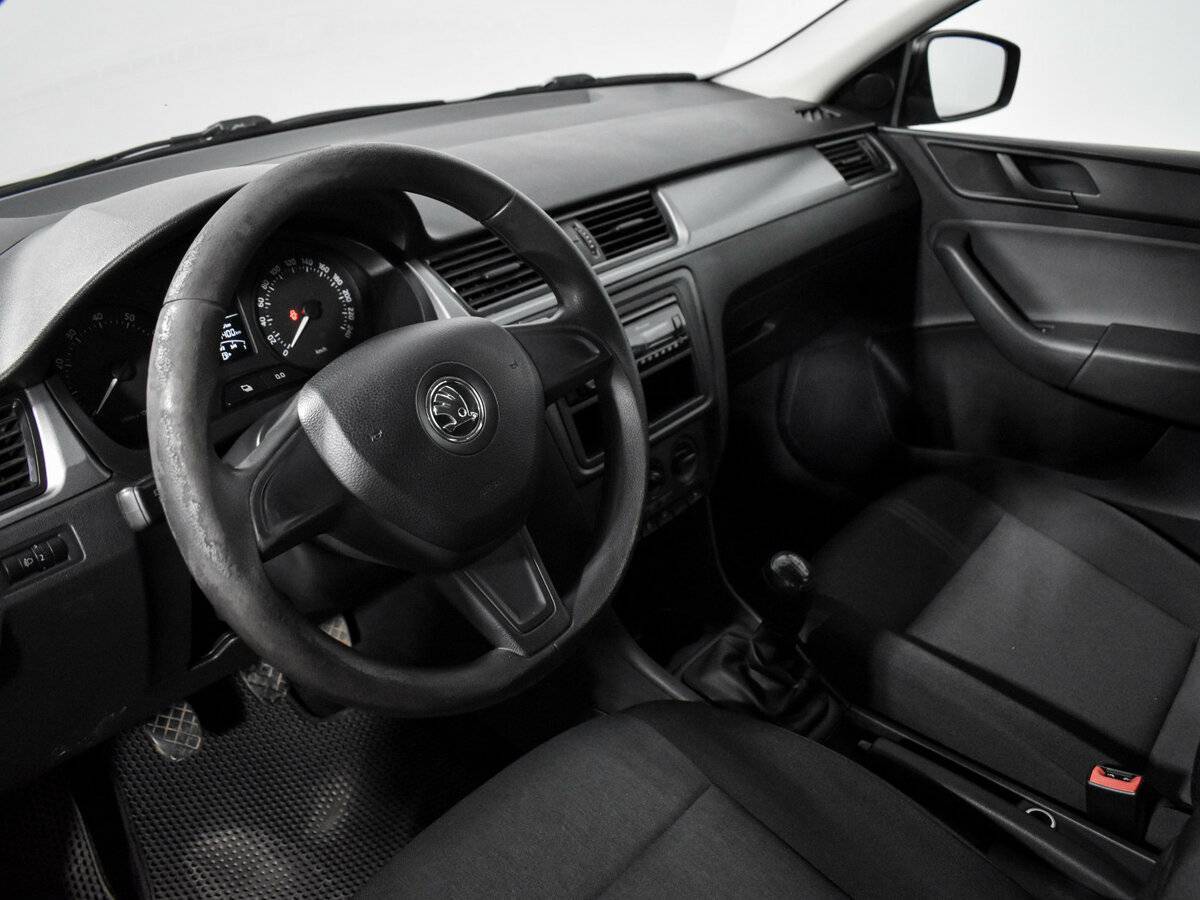 Skoda Rapid, 2014 Фото №9