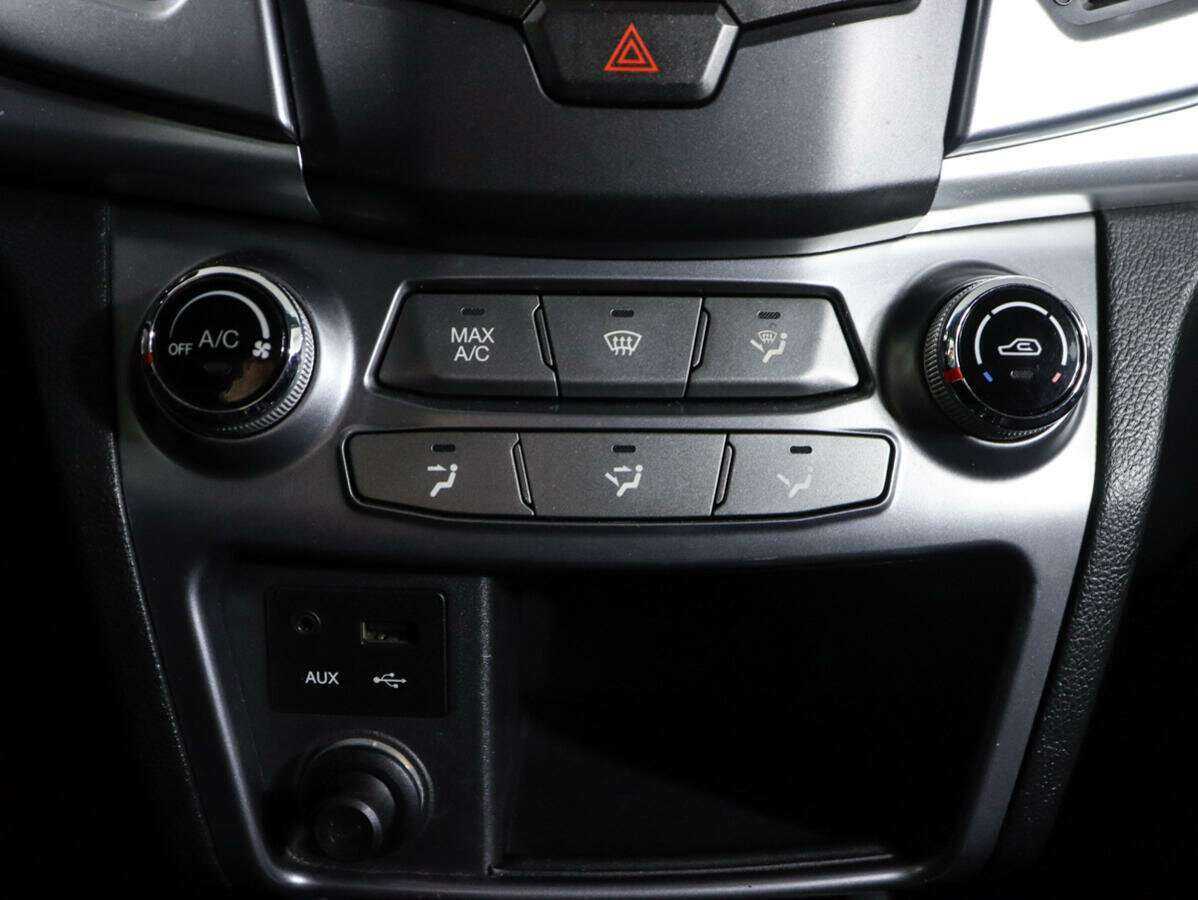 SsangYong Actyon, 2013 Фото №17