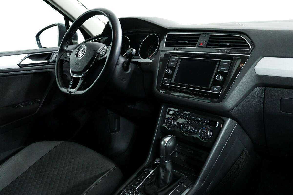 Volkswagen Tiguan, 2017 Фото №9