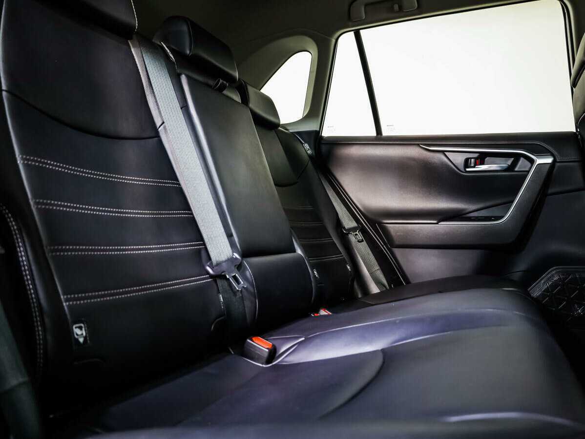 Toyota RAV4, 2021 Фото №13