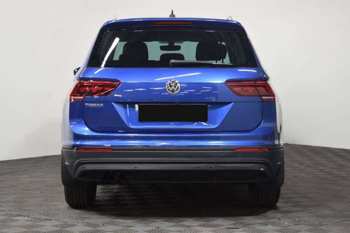 Volkswagen Tiguan, 2018 Фото №5