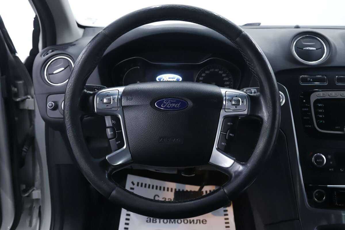 Ford Mondeo, 2013 Фото №10