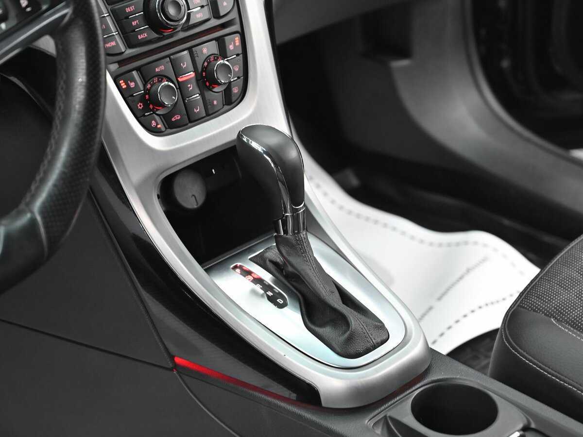 Opel Astra GTC, 2012 Фото №11