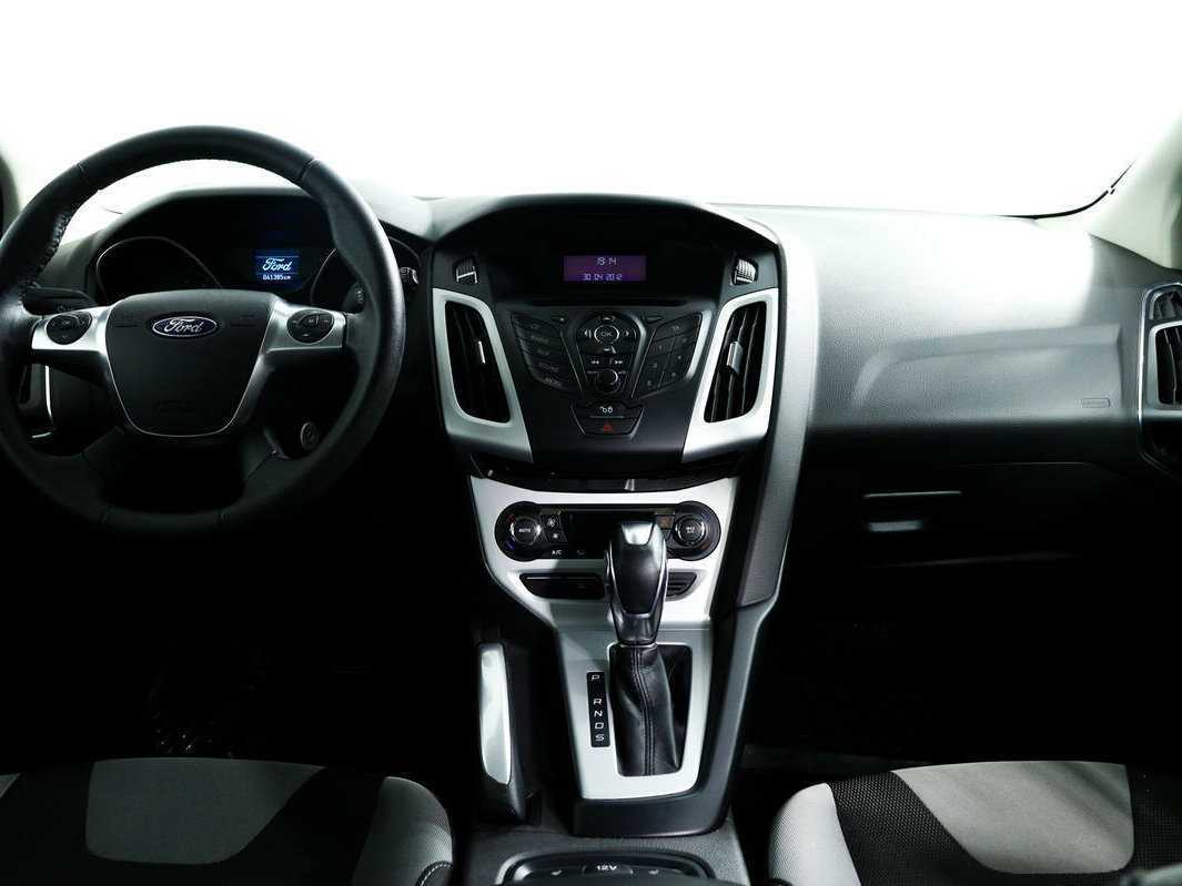 Ford Focus, 2012 Фото №11