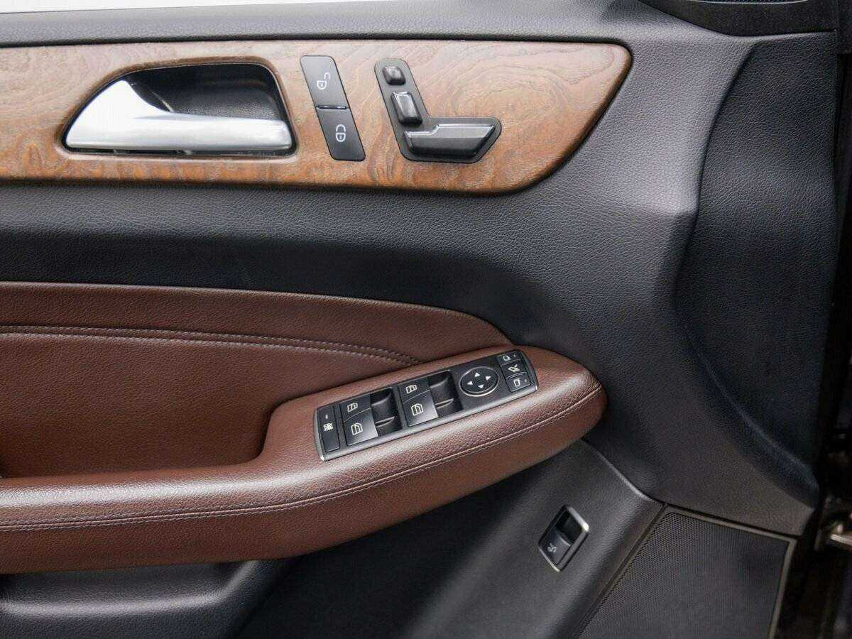 Mercedes-Benz M-Класс 350 CDI, 2013 Фото №17