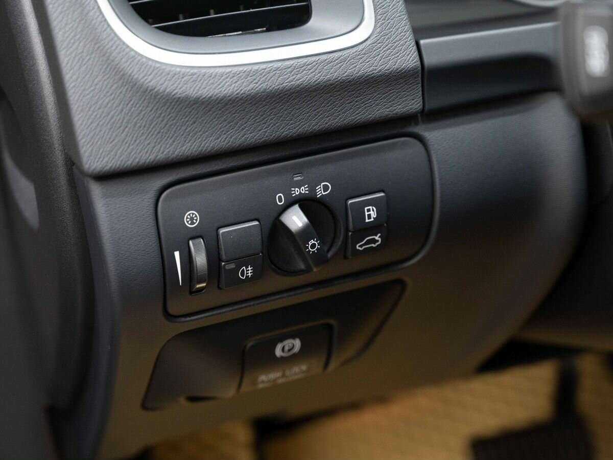 Volvo S60, 2012 Фото №18