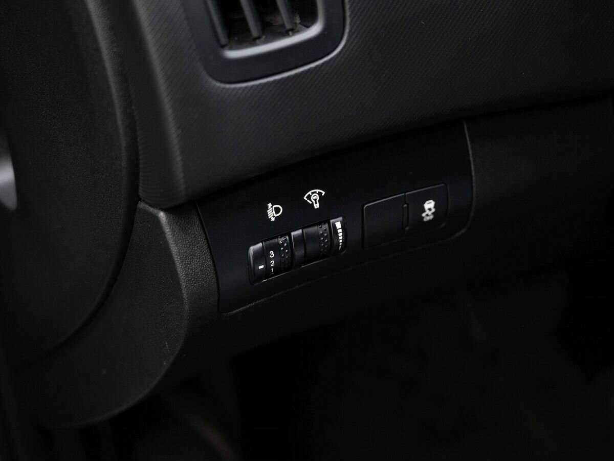 Kia Ceed, 2012 Фото №18