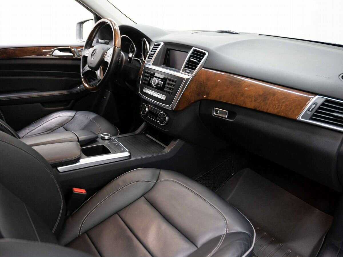 Mercedes-Benz M-Класс 350 CDI, 2012 Фото №13