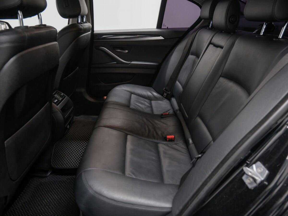 BMW 5 серии 528i xDrive, 2013 Фото №8