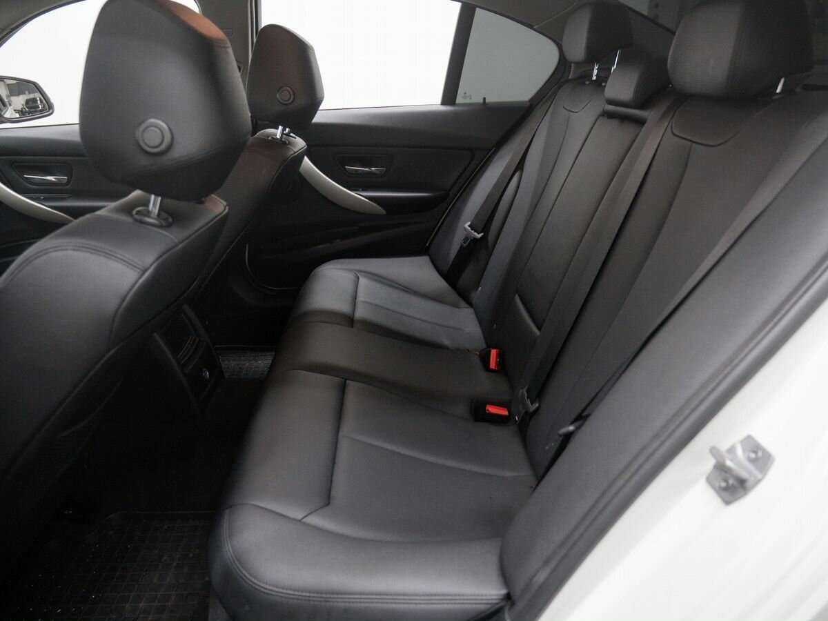 BMW 3 серии 316i, 2014 Фото №12