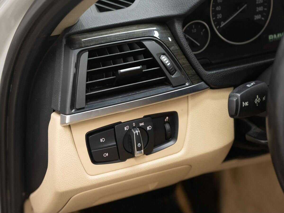 BMW 3 серии 328i, 2012 Фото №20