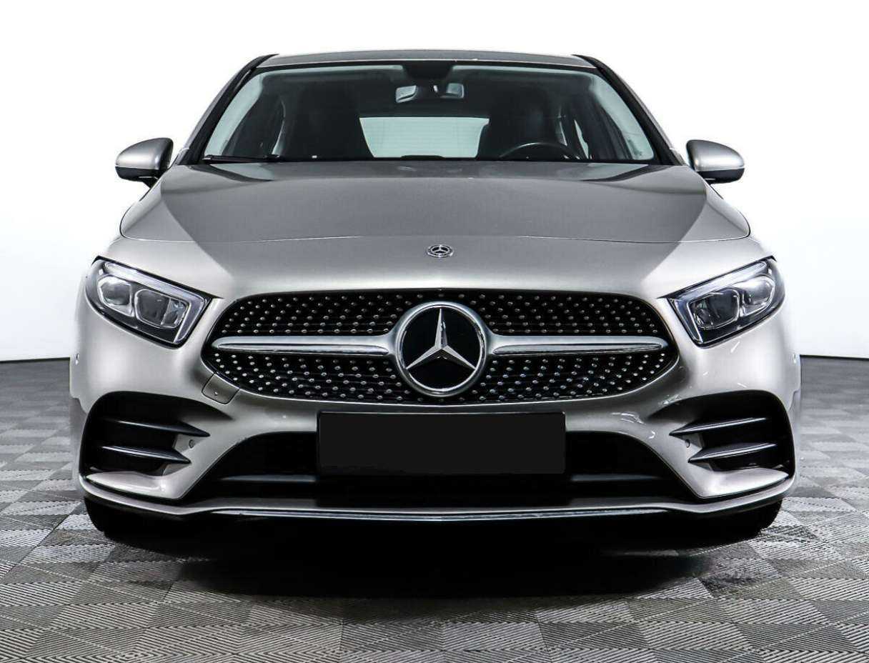 Mercedes-Benz A-Класс 200, 2019 - 105 275 км. | Фото №2