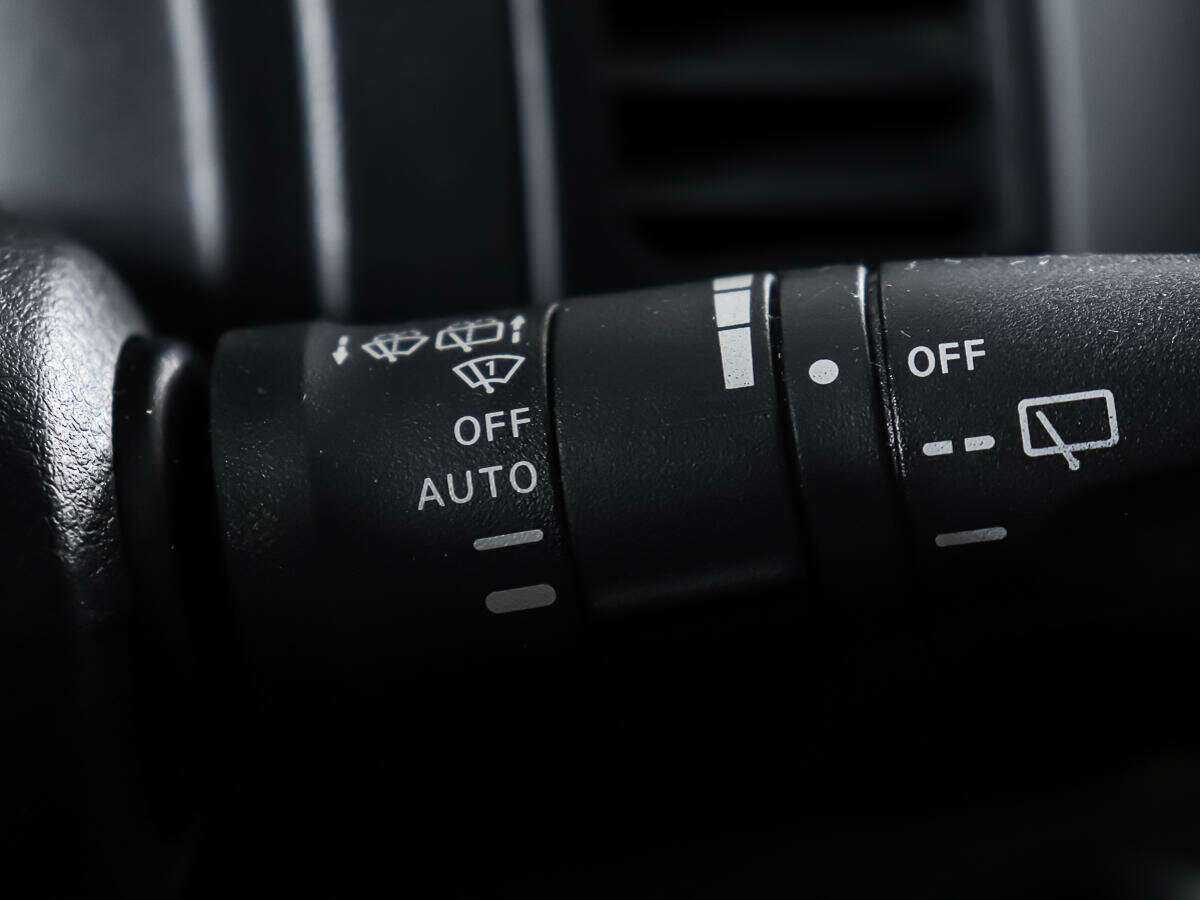 Nissan Note, 2012 Фото №14