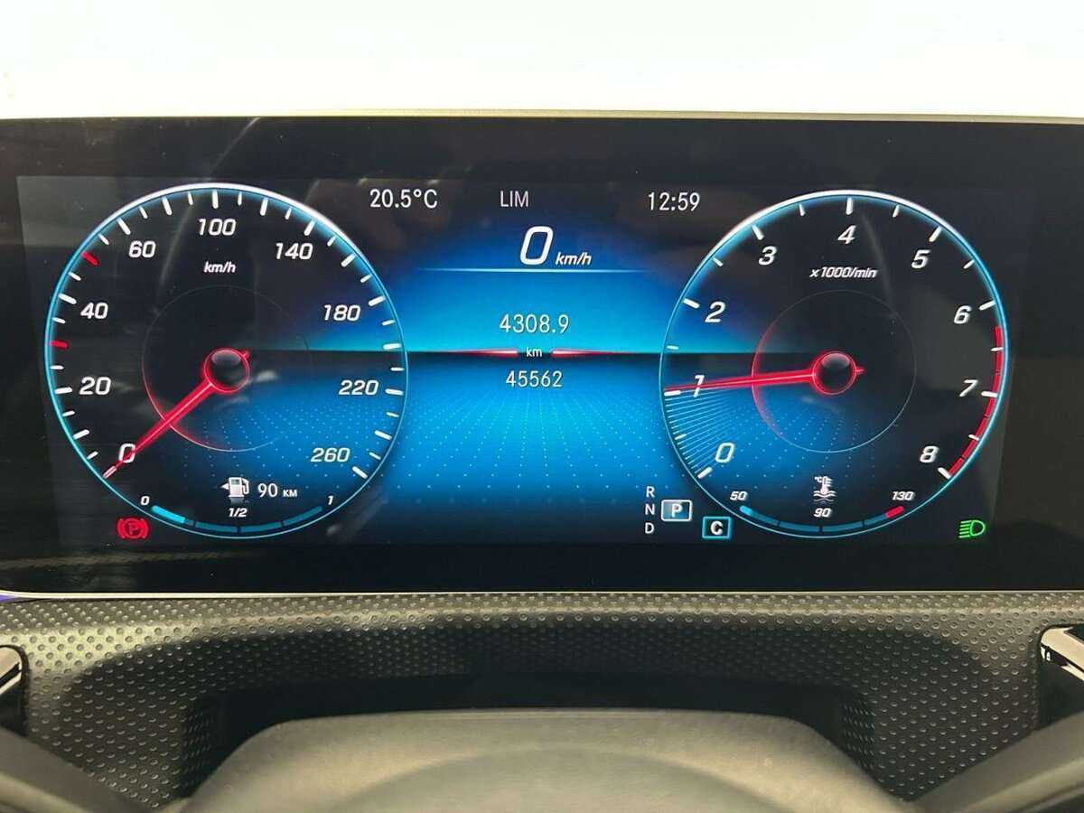 Mercedes-Benz CLA 200, 2019 Фото №11