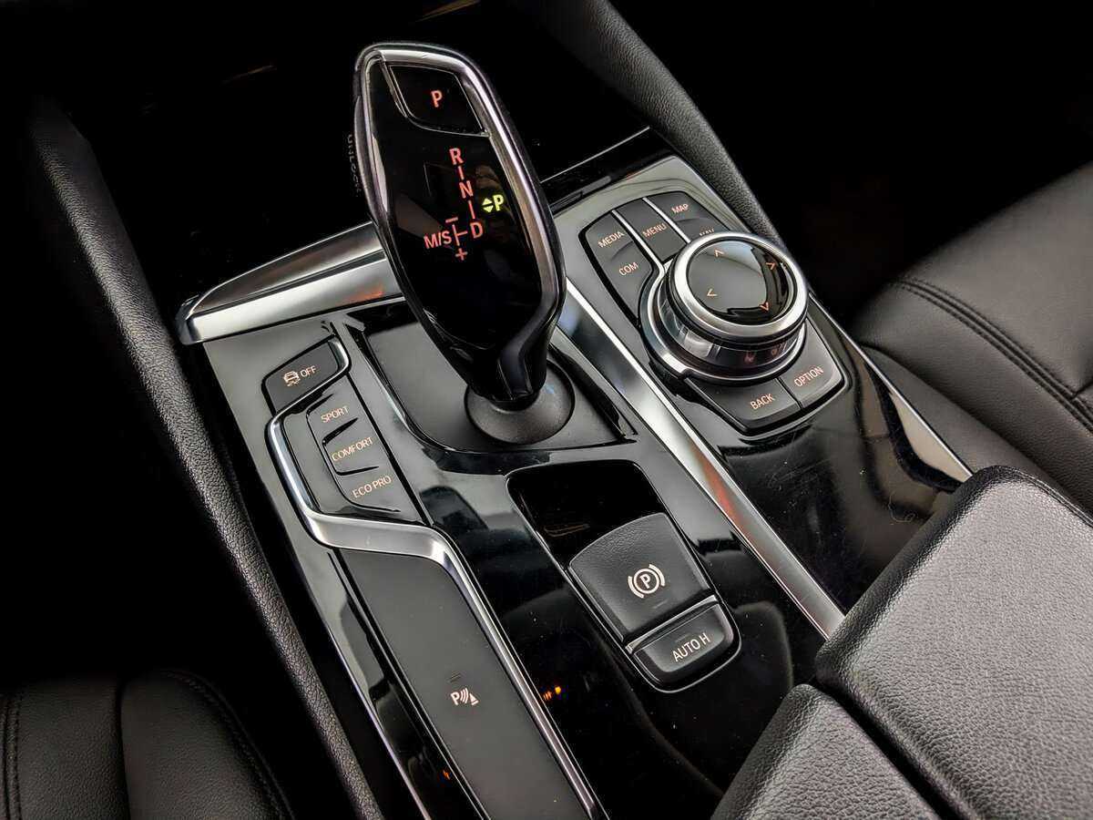 BMW 5 серии 520d, 2018 Фото №23