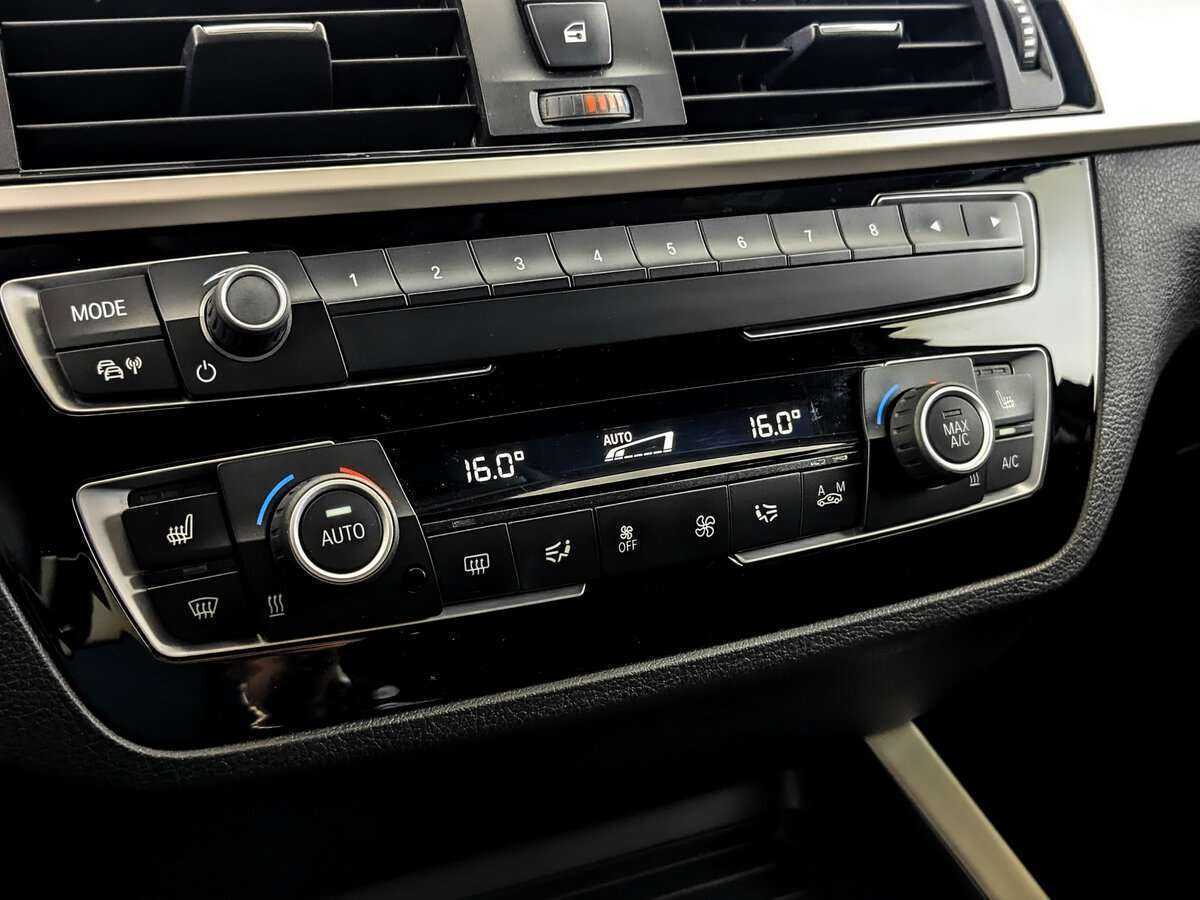 BMW 1 серии 118i, 2017 Фото №21