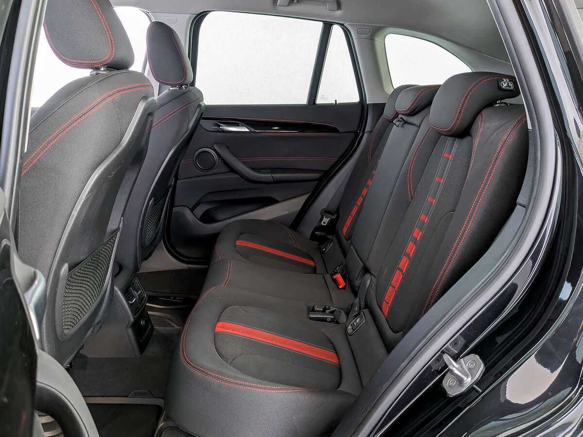 BMW X1 20i xDrive, 2017 Фото №10