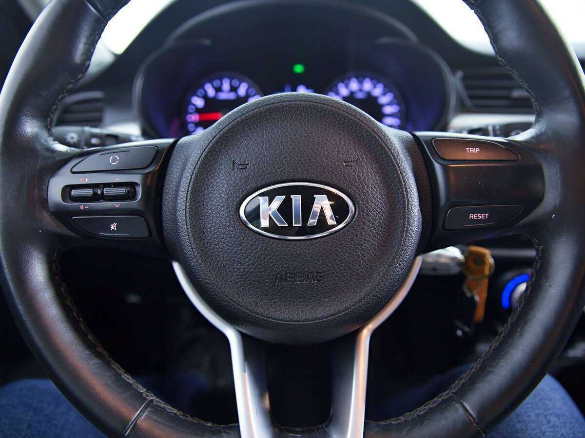 Kia Rio, 2017 Фото №11