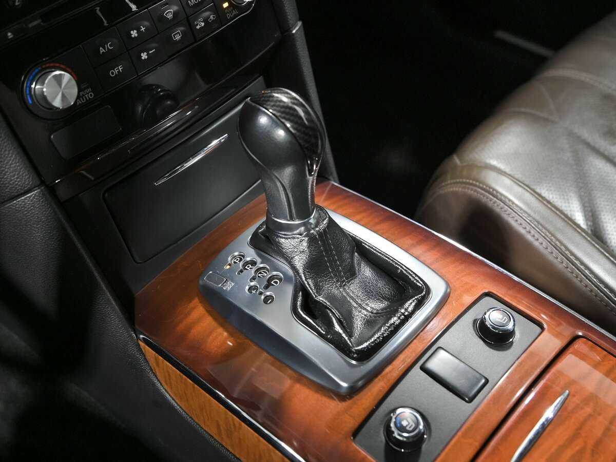 Infiniti FX30d, 2012 Фото №15