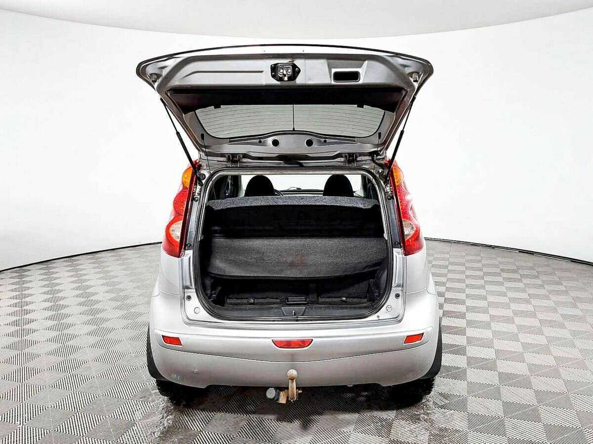 Nissan Note, 2012 Фото №8
