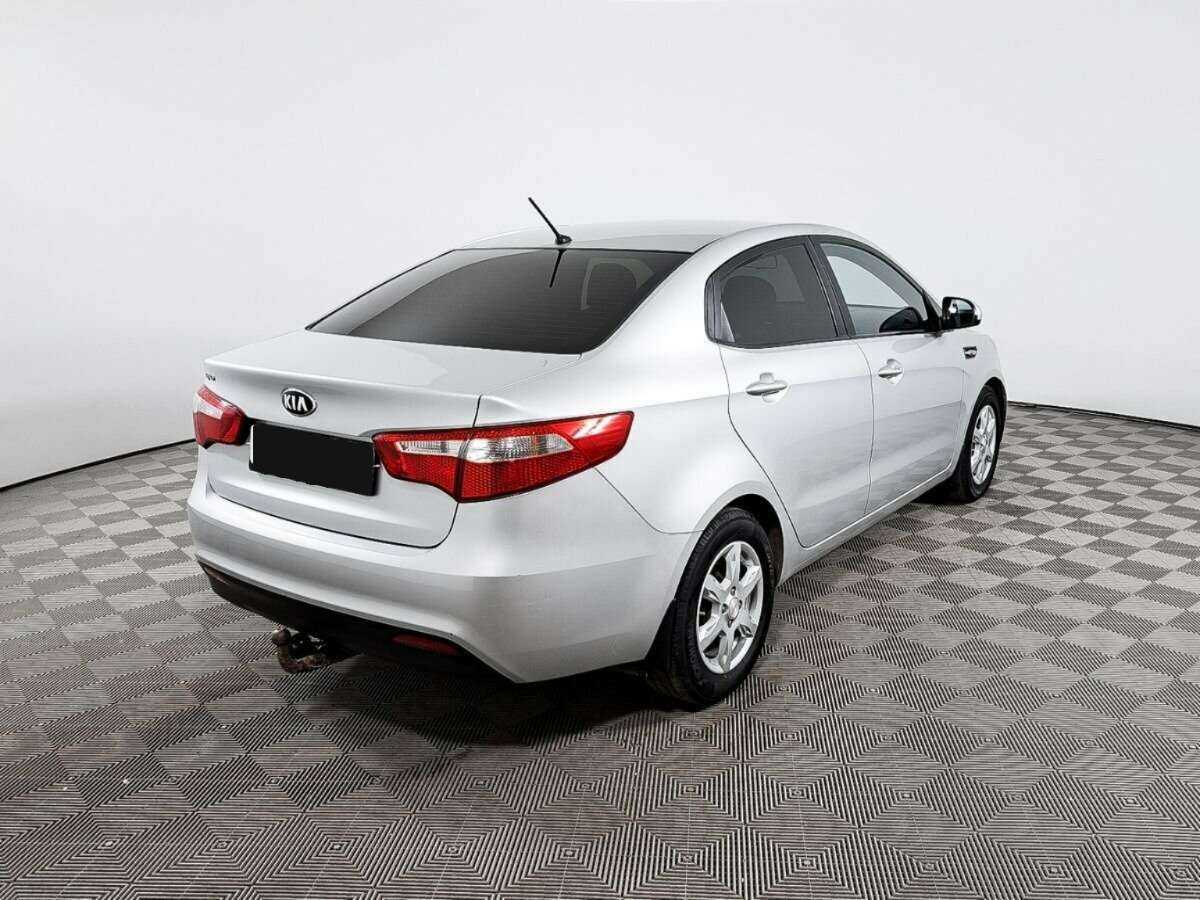 Kia Rio 6-speed, 2015 Фото №4