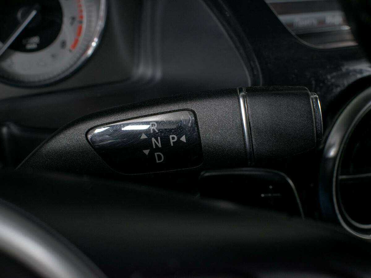 Mercedes-Benz GLK-Класс 300, 2012 Фото №17