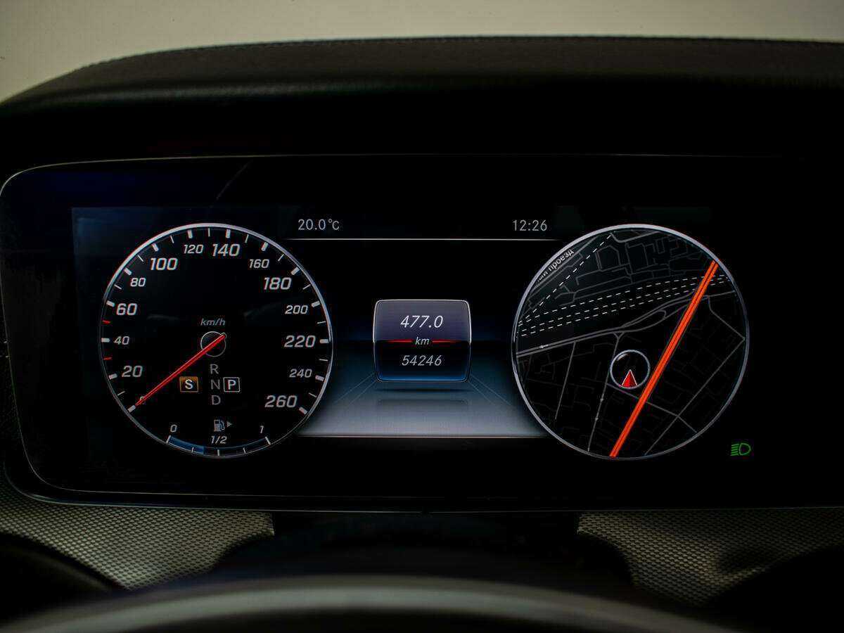 Mercedes-Benz E-Класс 200, 2016 Фото №10