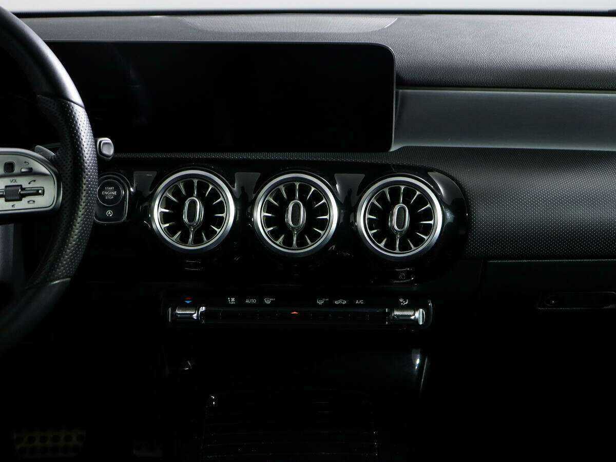 Mercedes-Benz A-Класс 200, 2019 Фото №13