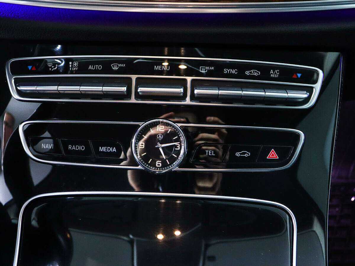 Mercedes-Benz E-Класс 200, 2016 Фото №18