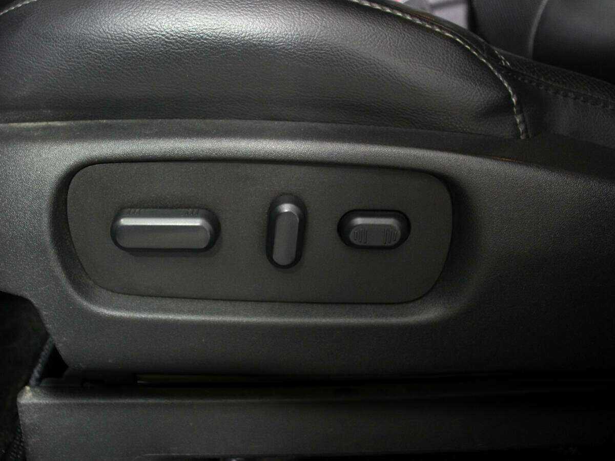 Ford Explorer Sport, 2013 Фото №18