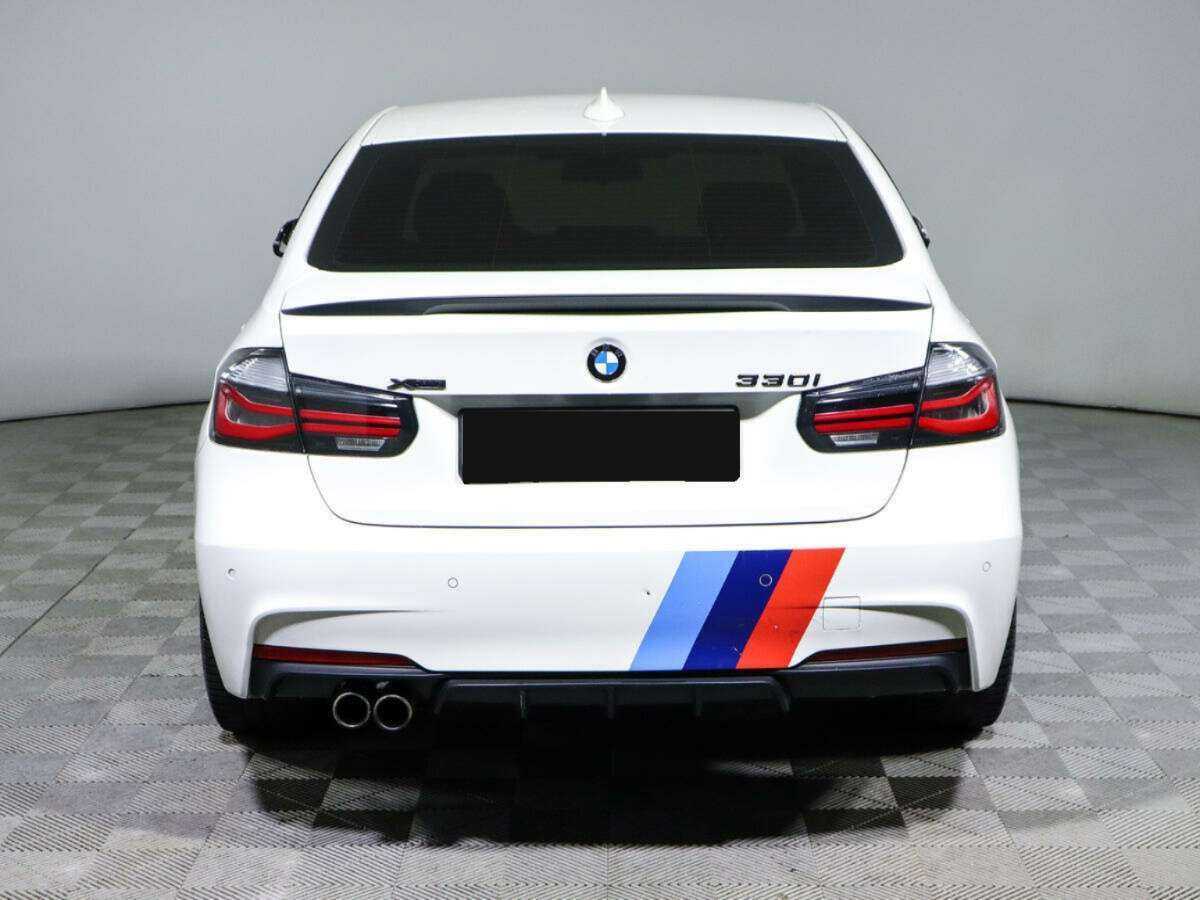 BMW 3 серии 320i xDrive, 2016 Фото №6