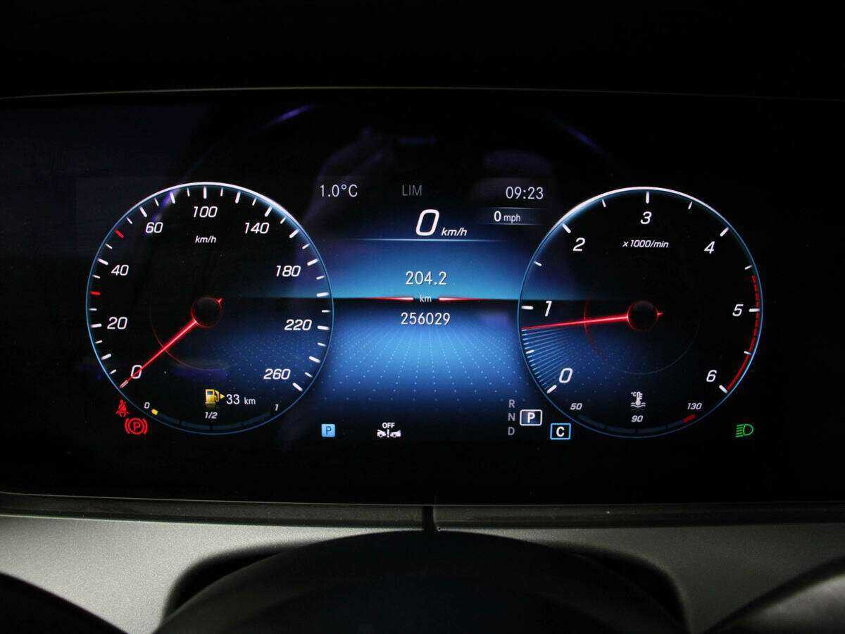 Mercedes-Benz E-Класс 200 d, 2020 Фото №9