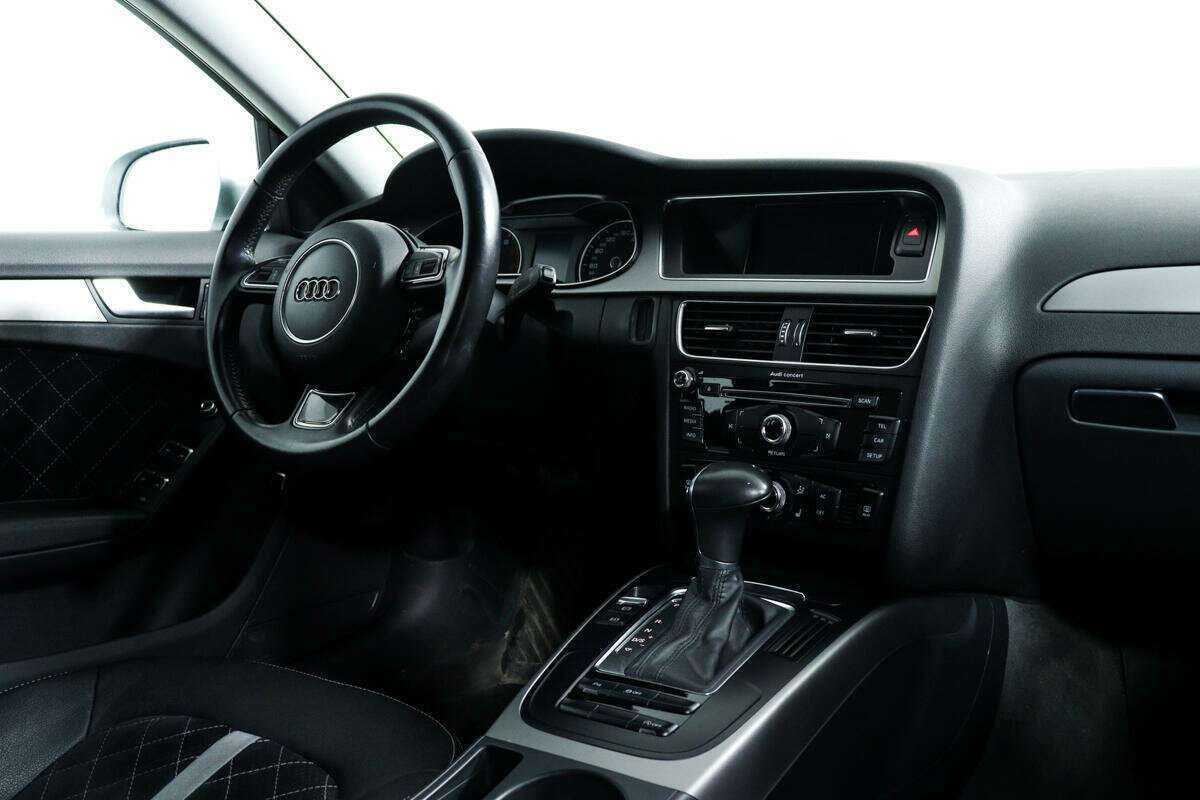 Audi A4, 2013 Фото №7