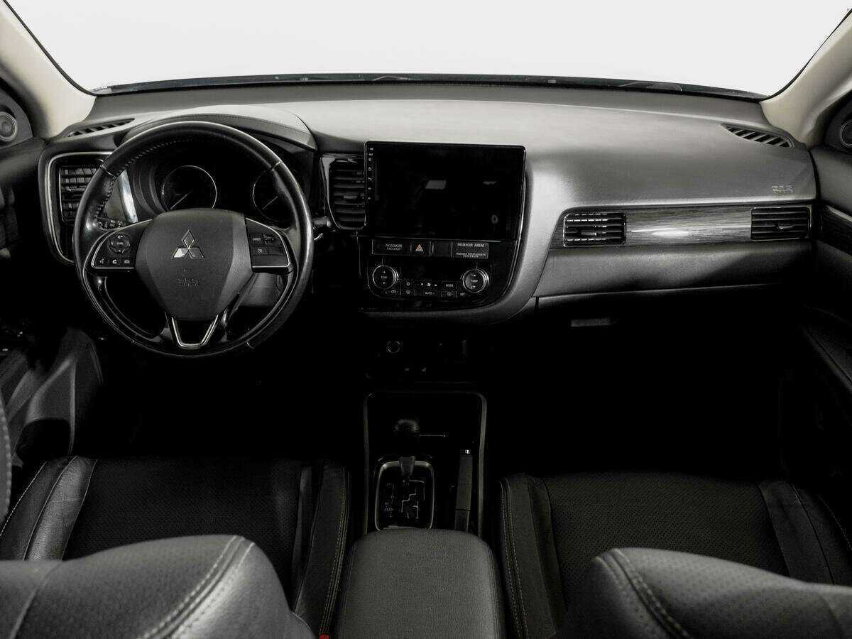 Mitsubishi Outlander, 2017 Фото №11