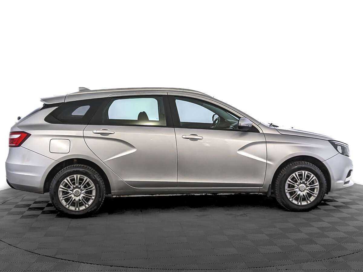 Lada (ВАЗ) Vesta SW, 2021 Фото №4