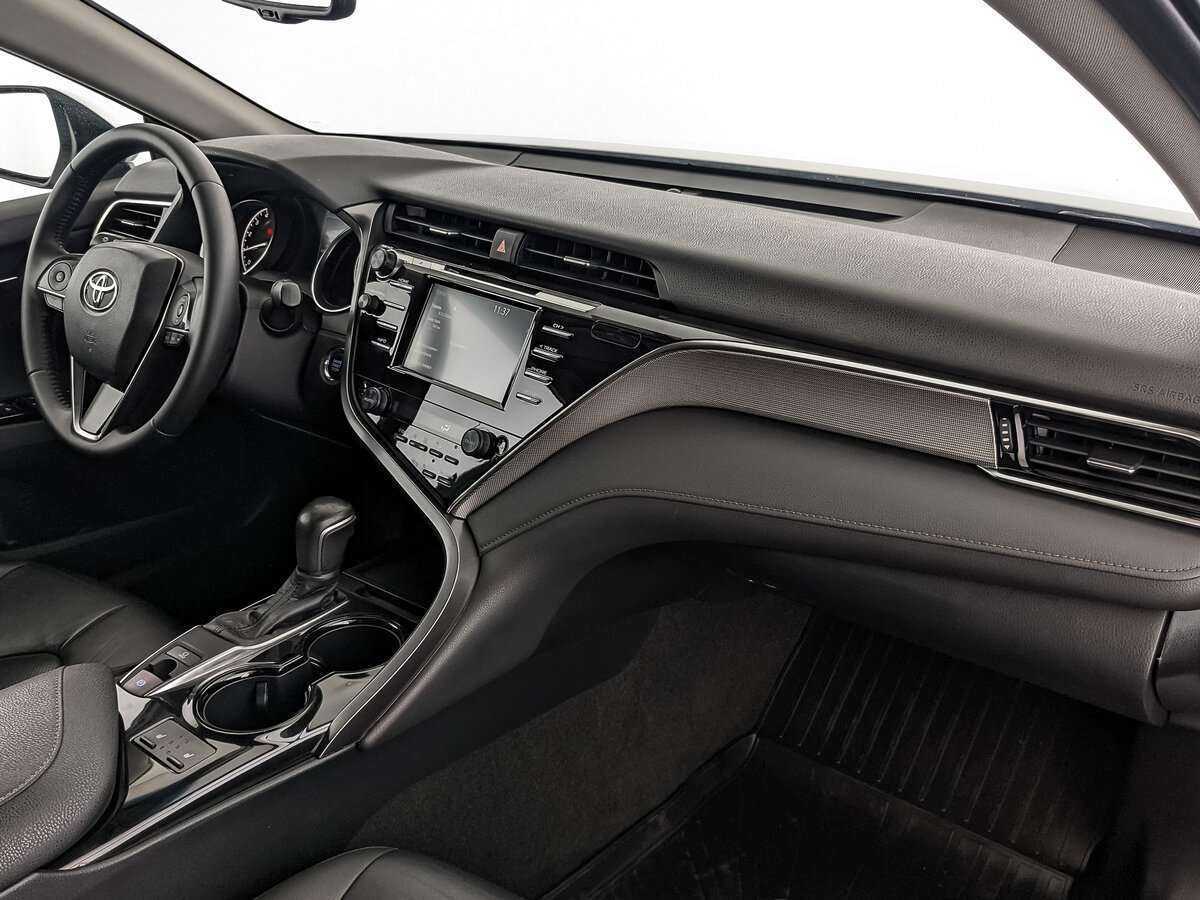 Toyota Camry, 2020 Фото №13