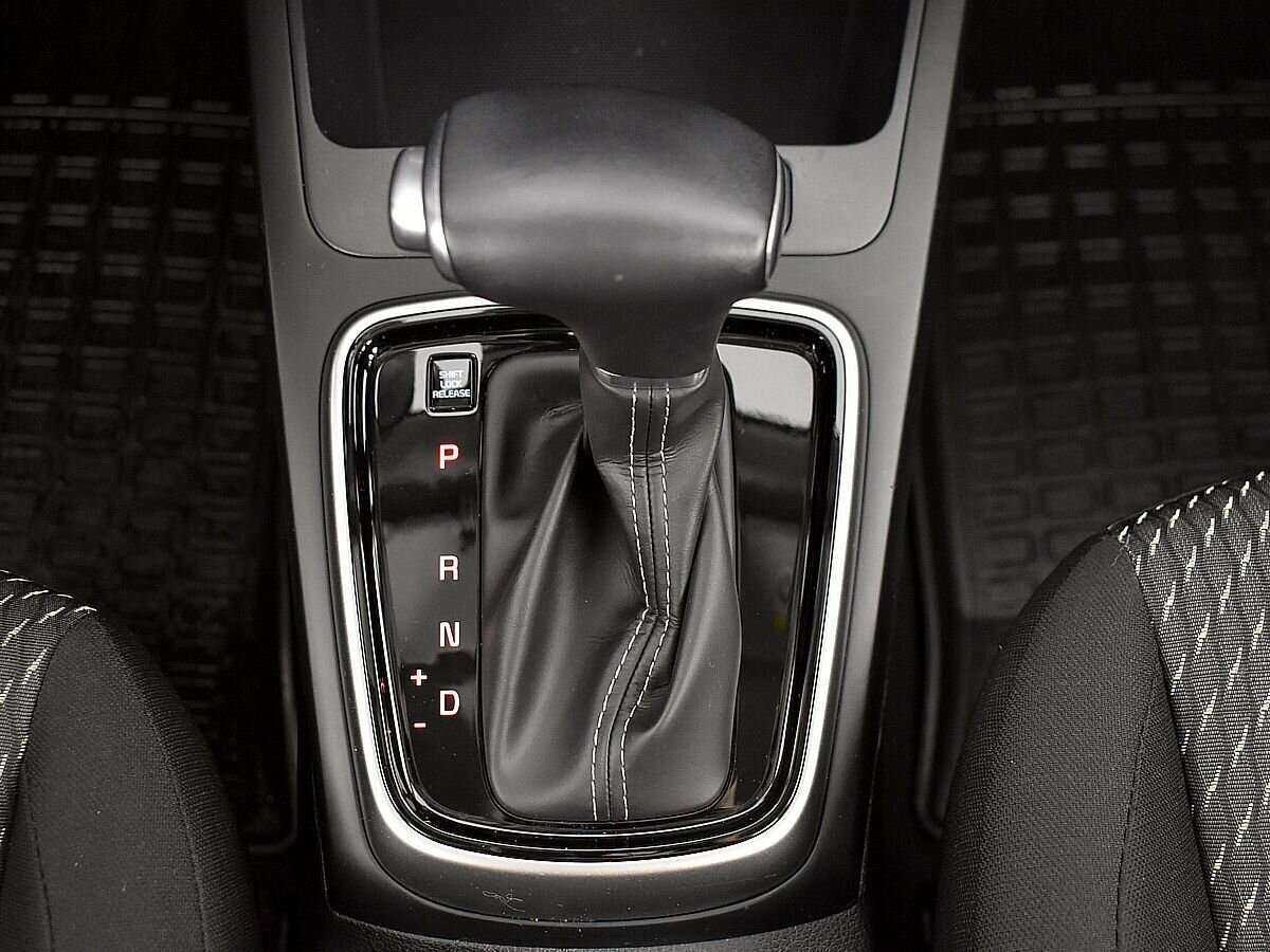 Kia Rio X-Line, 2018 Фото №17