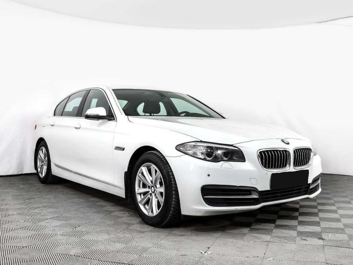 BMW 5 серии 520i, 2015 Фото №3