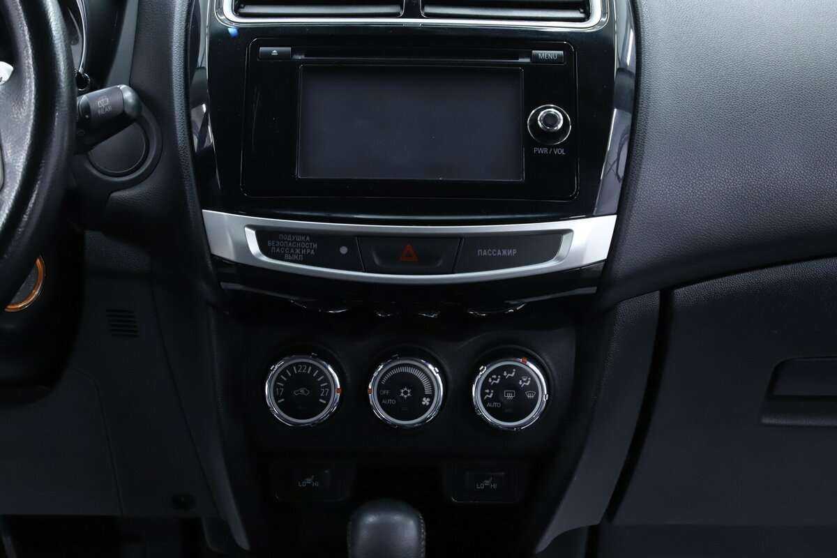 Mitsubishi ASX, 2015 Фото №12
