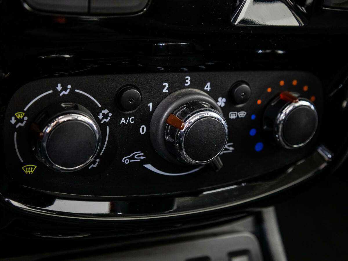 Nissan Terrano, 2018 Фото №14