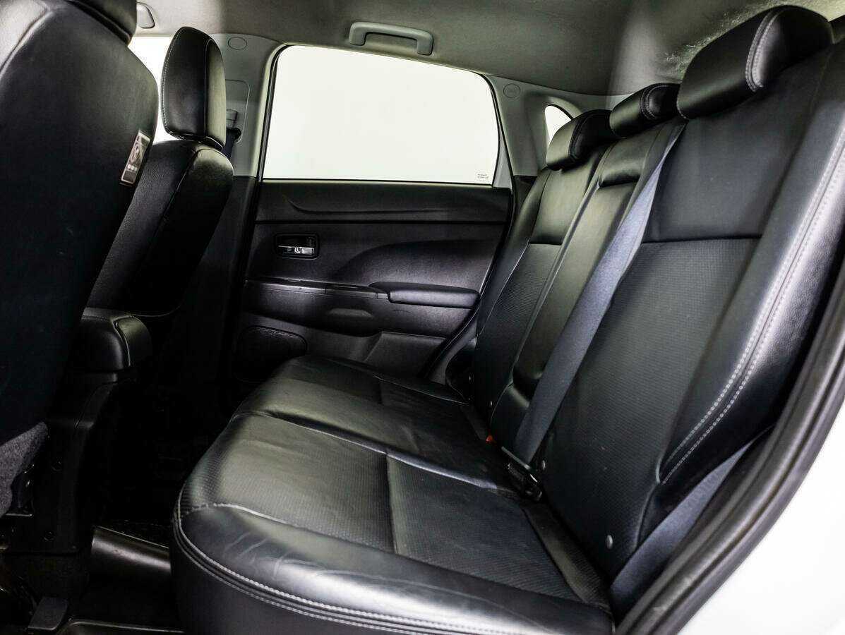 Mitsubishi ASX, 2012 Фото №10