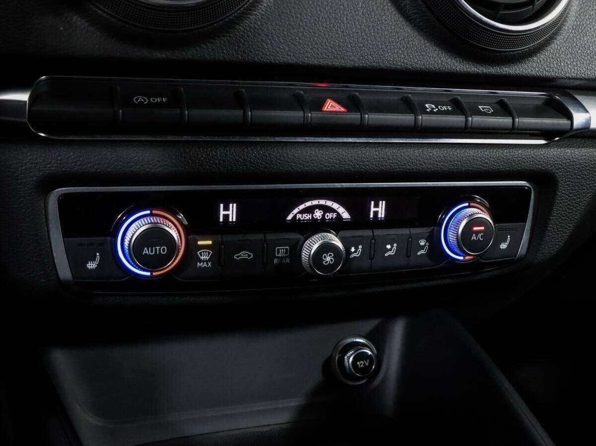 Audi A3, 2019 Фото №11